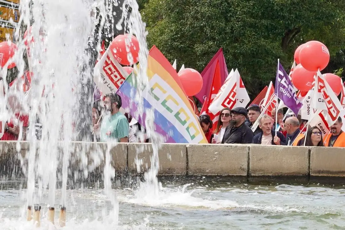 Manifestaci&oacute;n del 1&ordm; de Mayo convocada por UGT y CCOO en Le&oacute;n