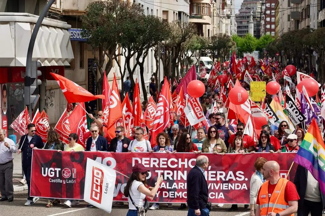 Manifestaci&oacute;n del 1&ordm; de Mayo convocada por UGT y CCOO en Le&oacute;n