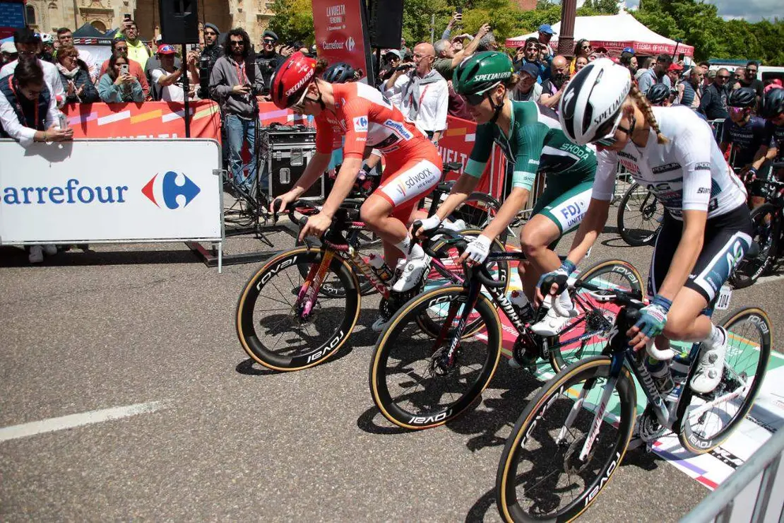 vuelta fem peio (6)