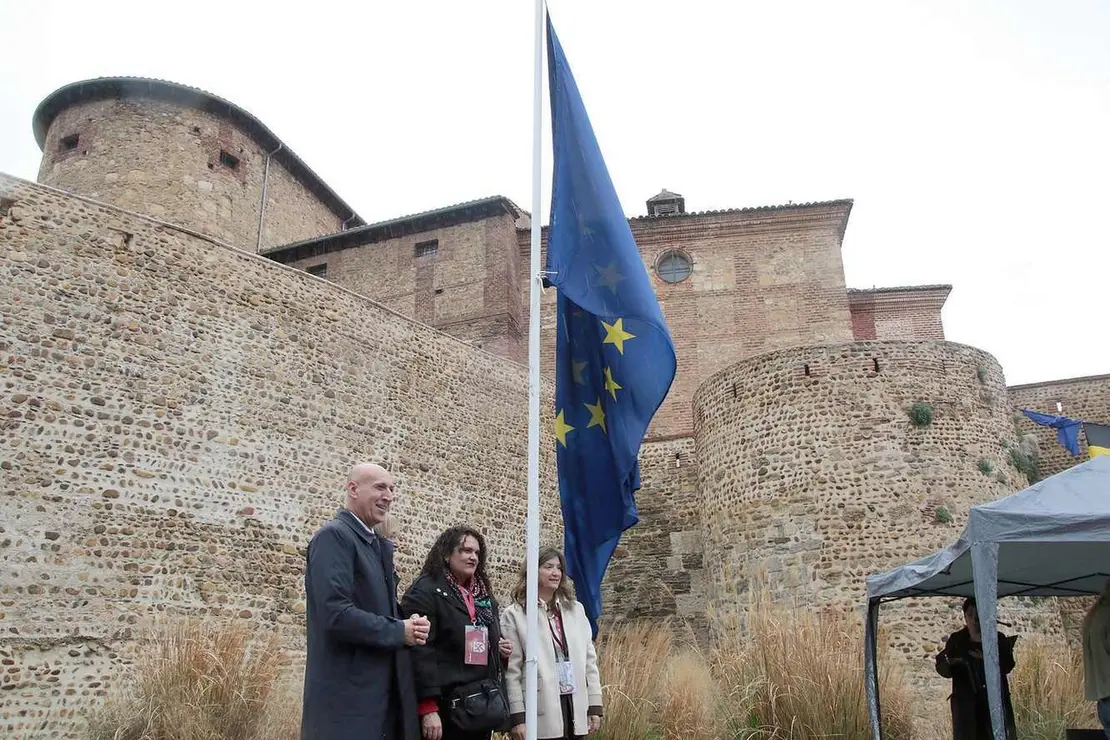 El alcalde de Le&oacute;n, Jos&eacute; Antonio Diez, preside los actos celebrados con motivo de la conmemoraci&oacute;n del D&iacute;a de Europa