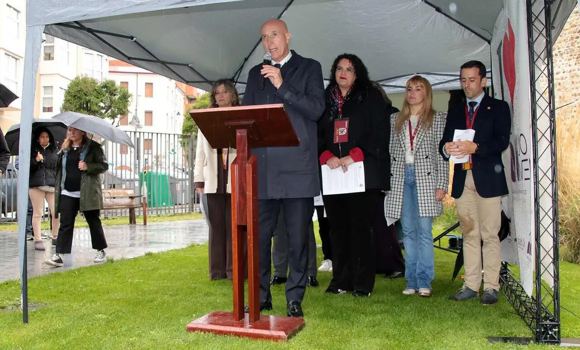 El alcalde de Le&oacute;n, Jos&eacute; Antonio Diez, preside los actos celebrados con motivo de la conmemoraci&oacute;n del D&iacute;a de Europa