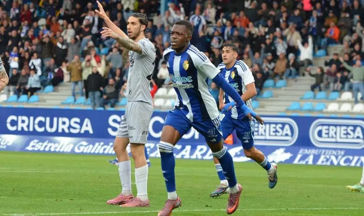 SD Ponferradina (5)