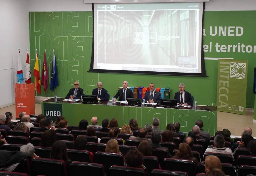 Uned (2)