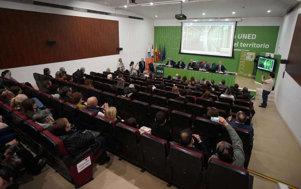 Uned (3)