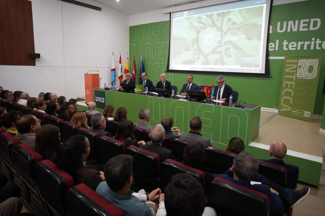 Uned (5)