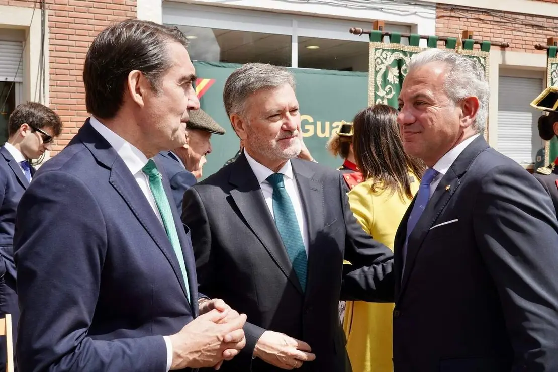 El general de Brigada, Miguel S&aacute;nchez Guerrero, y el delegado del Gobierno en Castilla y Le&oacute;n, Nicanor Sen V&eacute;lez, presiden el acto de conmemoraci&oacute;n del 182 aniversario de la Fundaci&oacute;n de la Guardia Civil
