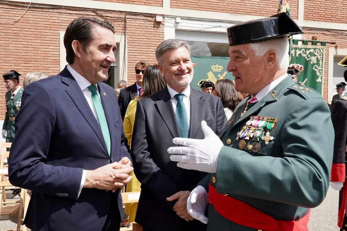 El general de Brigada, Miguel S&aacute;nchez Guerrero, y el delegado del Gobierno en Castilla y Le&oacute;n, Nicanor Sen V&eacute;lez, presiden el acto de conmemoraci&oacute;n del 182 aniversario de la Fundaci&oacute;n de la Guardia Civil