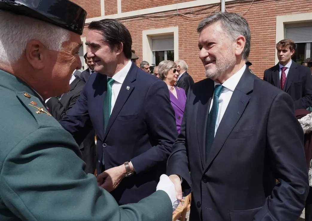 El general de Brigada, Miguel S&aacute;nchez Guerrero, y el delegado del Gobierno en Castilla y Le&oacute;n, Nicanor Sen V&eacute;lez, presiden el acto de conmemoraci&oacute;n del 182 aniversario de la Fundaci&oacute;n de la Guardia Civil
