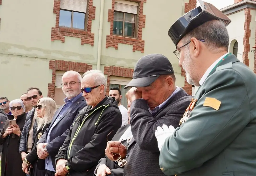 El general de Brigada, Miguel S&aacute;nchez Guerrero, y el delegado del Gobierno en Castilla y Le&oacute;n, Nicanor Sen V&eacute;lez, presiden el acto de conmemoraci&oacute;n del 182 aniversario de la Fundaci&oacute;n de la Guardia Civil