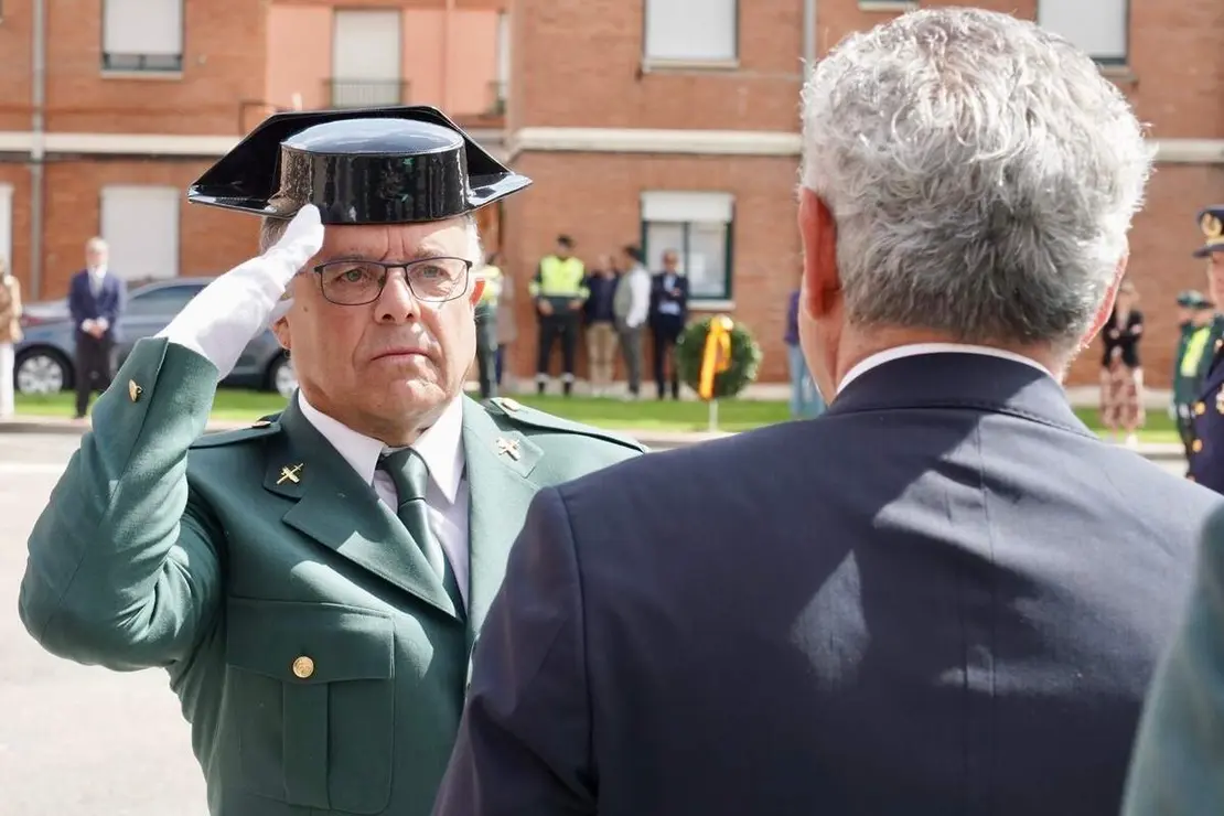 El general de Brigada, Miguel S&aacute;nchez Guerrero, y el delegado del Gobierno en Castilla y Le&oacute;n, Nicanor Sen V&eacute;lez, presiden el acto de conmemoraci&oacute;n del 182 aniversario de la Fundaci&oacute;n de la Guardia Civil
