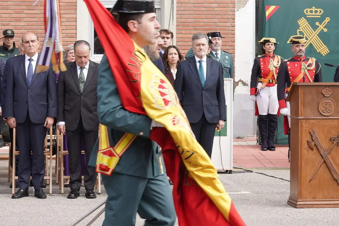 El general de Brigada, Miguel S&aacute;nchez Guerrero, y el delegado del Gobierno en Castilla y Le&oacute;n, Nicanor Sen V&eacute;lez, presiden el acto de conmemoraci&oacute;n del 182 aniversario de la Fundaci&oacute;n de la Guardia Civil