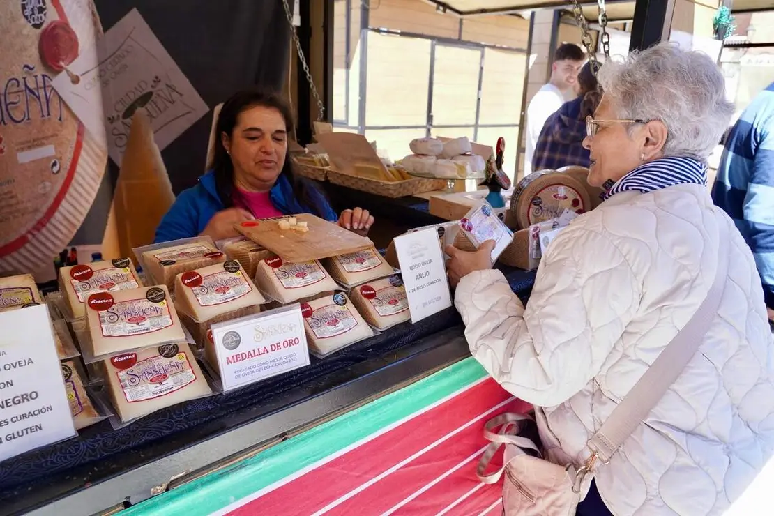 Inauguraci&oacute;n de la Feria Iberqueso en Valencia de don Juan (Le&oacute;n)