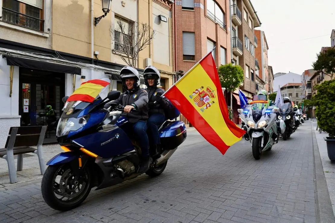 Celebraci&oacute;n de una misa y un acto de bendici&oacute;n de cascos con motivo de la VIII Concentraci&oacute;n Internacional Madonna de los Centauros, que se celebra en La Ba&ntilde;eza