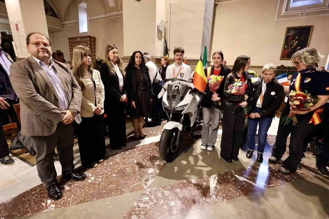 Celebraci&oacute;n de una misa y un acto de bendici&oacute;n de cascos con motivo de la VIII Concentraci&oacute;n Internacional Madonna de los Centauros, que se celebra en La Ba&ntilde;eza