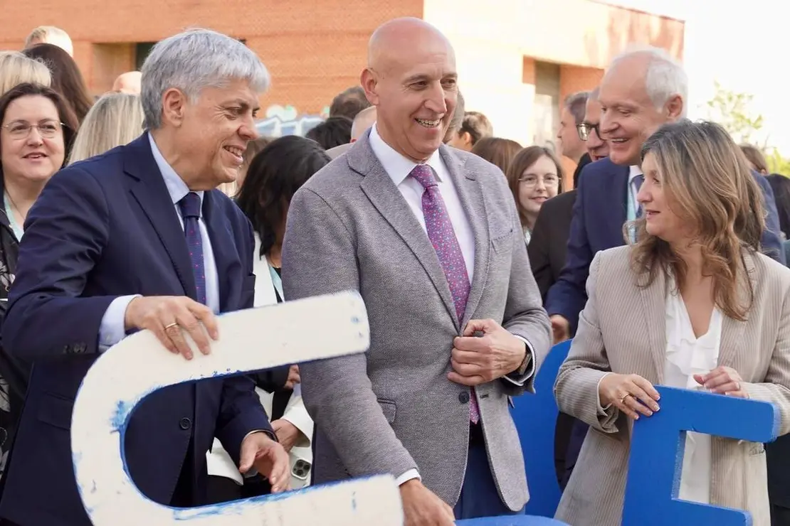 La rectora de la Universidad de Le&oacute;n, Nuria Gonz&aacute;lez, preside la inauguraci&oacute;n &lsquo;Review week&rsquo; de la alianza Eureca-Pro, tras la que los nueve rectores de las universidades que la integran firman un acuerdo en materia formativa