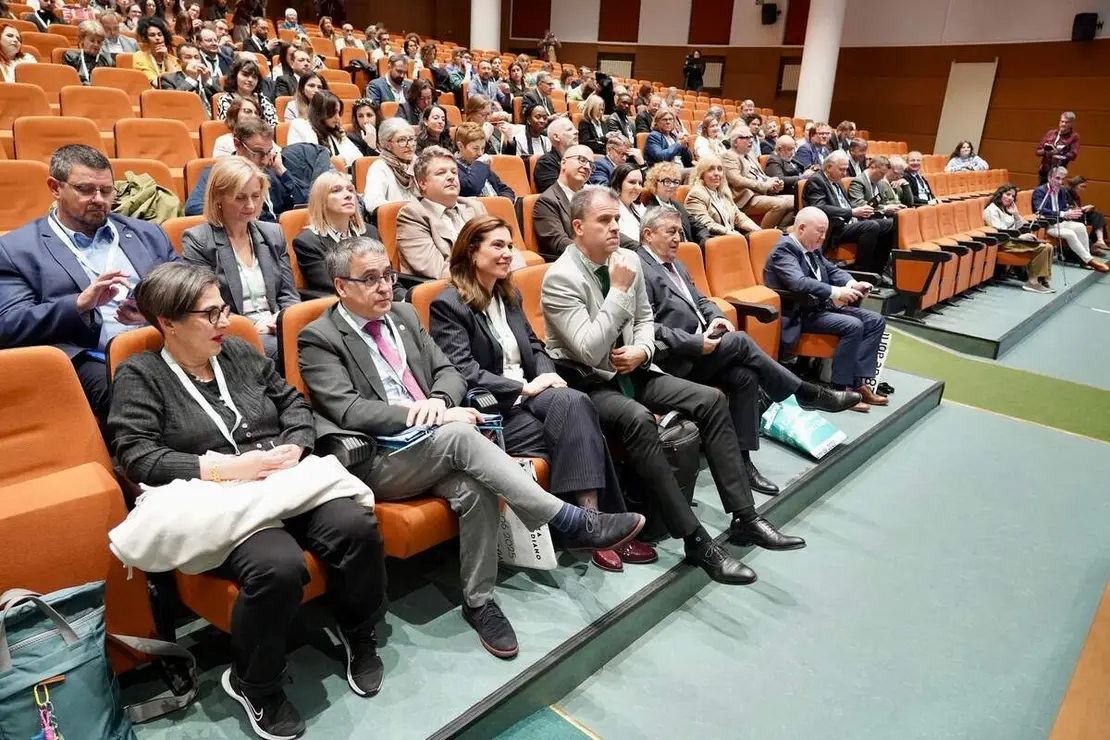 La rectora de la Universidad de Le&oacute;n, Nuria Gonz&aacute;lez, preside la inauguraci&oacute;n &lsquo;Review week&rsquo; de la alianza Eureca-Pro, tras la que los nueve rectores de las universidades que la integran firman un acuerdo en materia formativa
