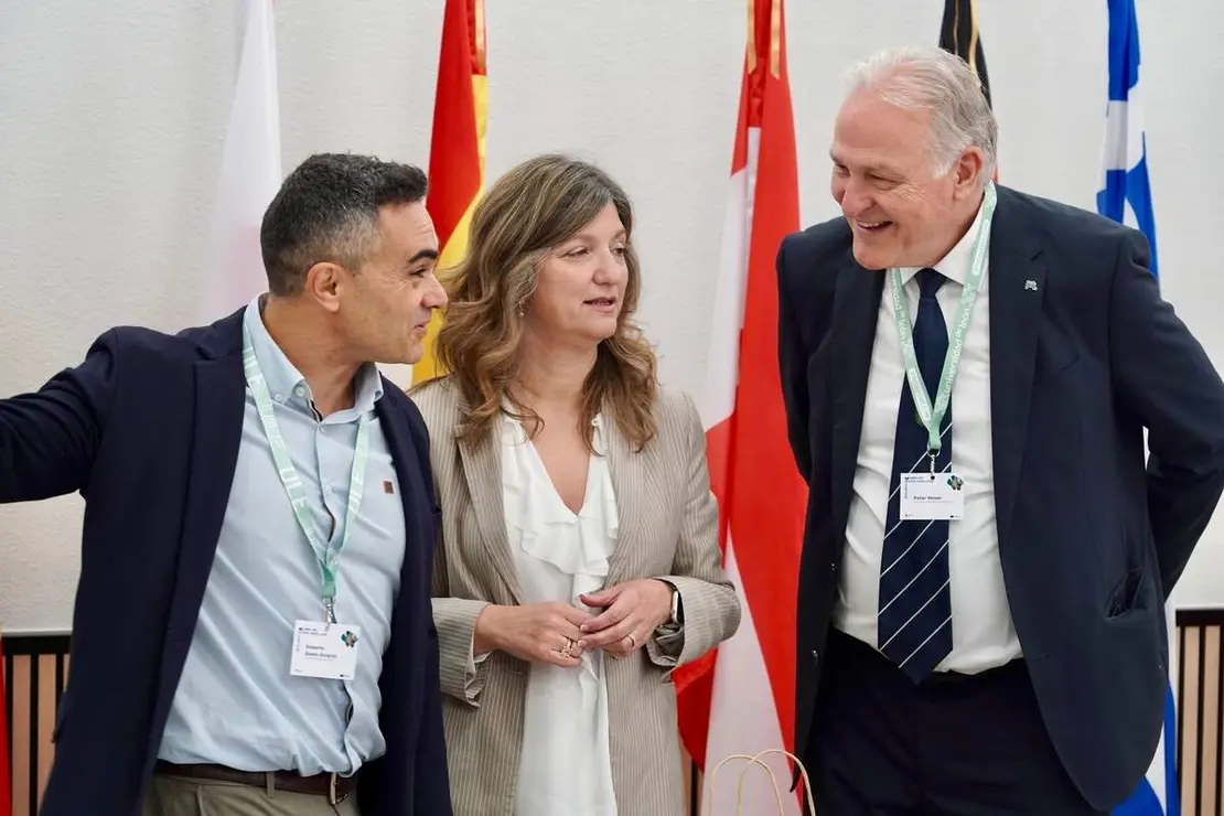 La rectora de la Universidad de Le&oacute;n, Nuria Gonz&aacute;lez, preside la inauguraci&oacute;n &lsquo;Review week&rsquo; de la alianza Eureca-Pro, tras la que los nueve rectores de las universidades que la integran firman un acuerdo en materia formativa