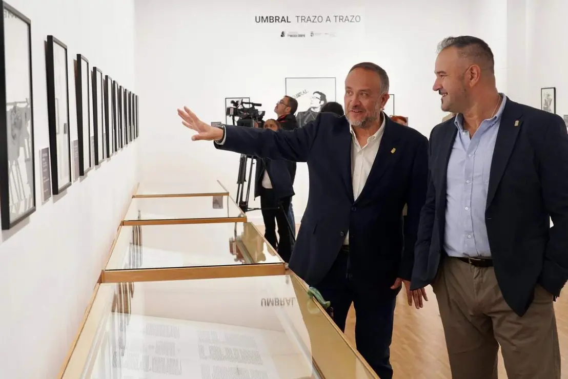 El ILC rinde un &ldquo;merecido homenaje&rdquo; a &ldquo;una de las voces m&aacute;s brillantes e influyentes&rdquo; con la exposici&oacute;n &lsquo;Umbral, trazo a trazo&rsquo;. Fotos: Campillo.
