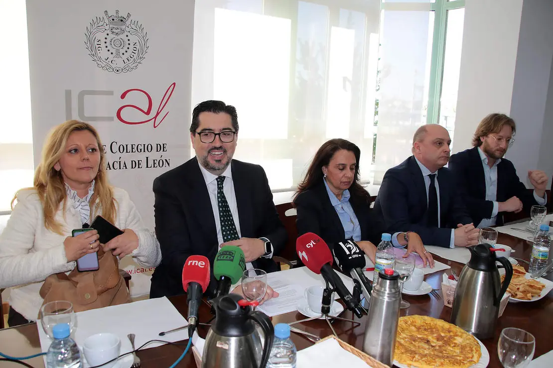 El Colegio de la Abogac&iacute;a de Le&oacute;n convoca un desayuno informativo para abordar cuestiones de actualidad y analizar la situaci&oacute;n de la provincia en materia de comarcalizaci&oacute;n de la Justicia