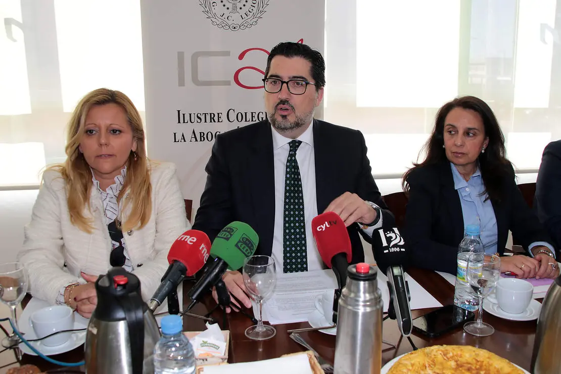 El Colegio de la Abogac&iacute;a de Le&oacute;n convoca un desayuno informativo para abordar cuestiones de actualidad y analizar la situaci&oacute;n de la provincia en materia de comarcalizaci&oacute;n de la Justicia