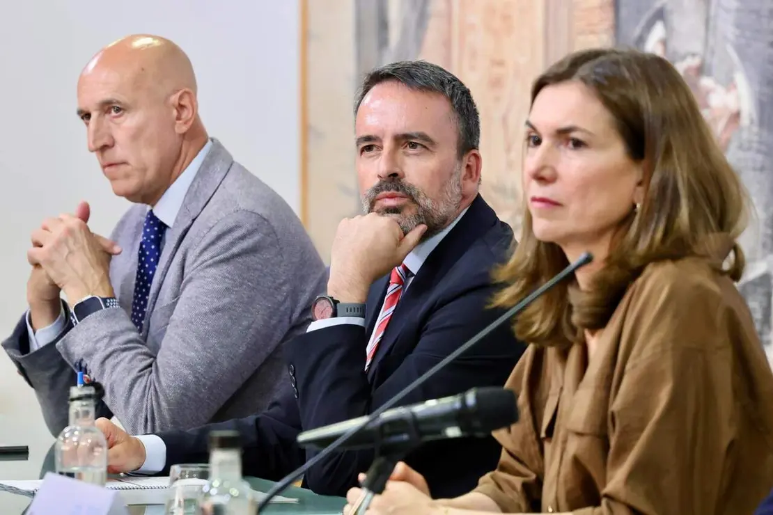 El secretario de Estado de Justicia, Manuel Olmedo, participa en la inauguraci&oacute;n de la XXXIII Conferencia de Decanas y Decanos de Facultades de Derecho de Espa&ntilde;a. Foto: Campillo