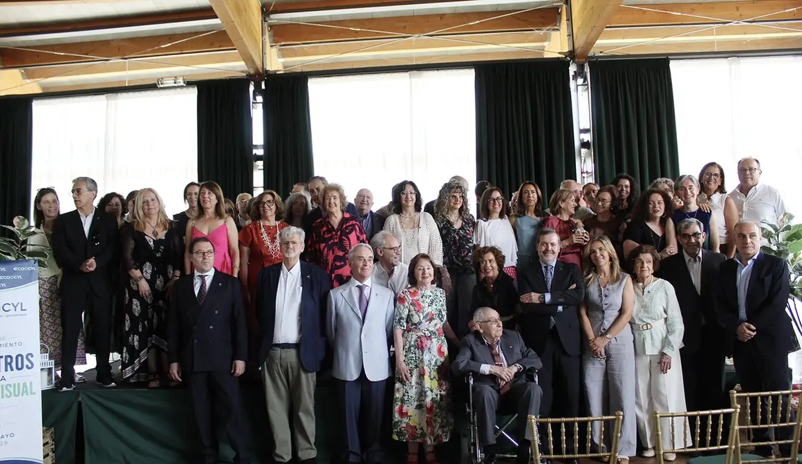 1 coocyl-homenaje-foto-familia