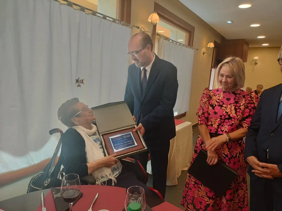 homenaje centenarios2026 (4)