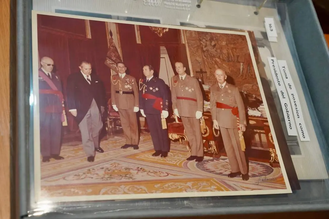 El delegado territorial de la Junta, Eduardo Diego, presenta el fondo documental &lsquo;Arias Navarro&rsquo;, en el marco de la Semana Internacional de los Archivos