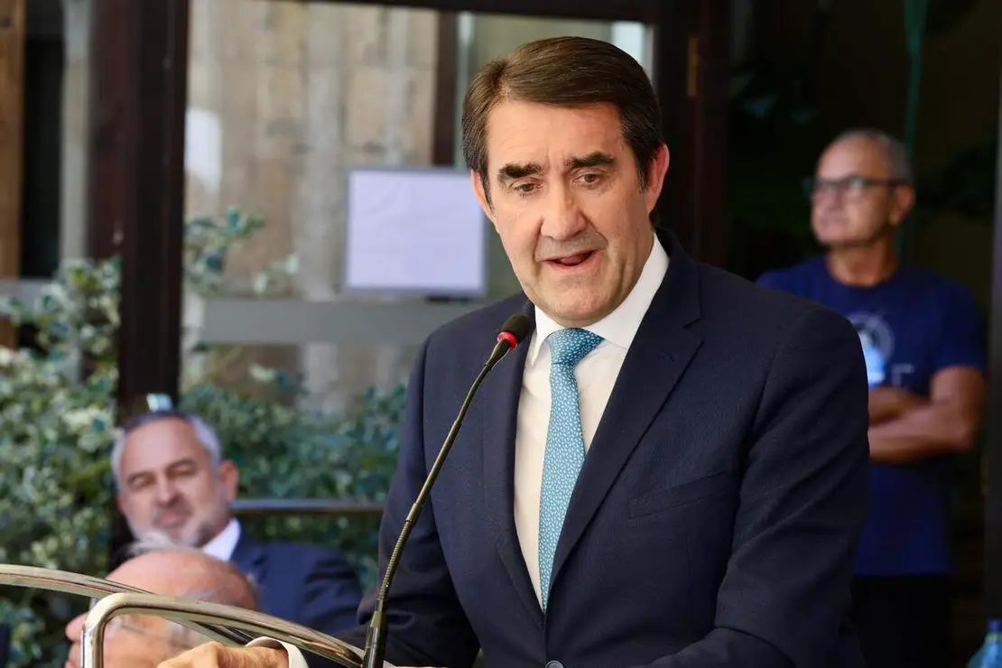 Leon&eacute;s del a&ntilde;o (3)