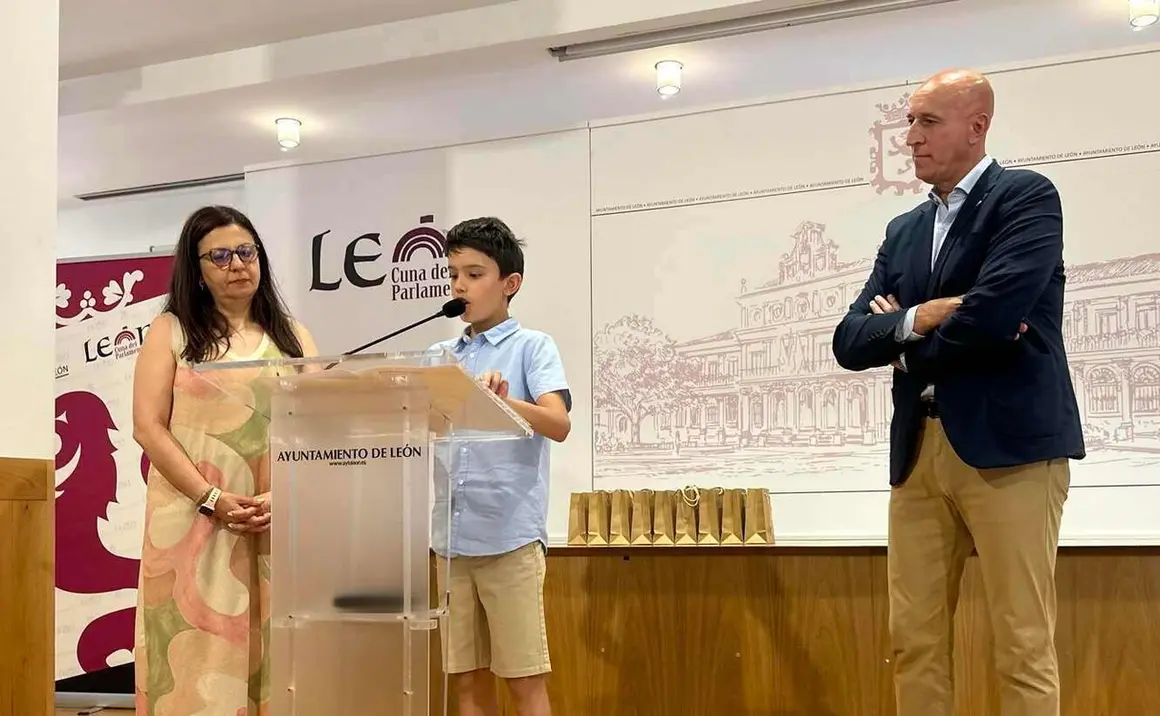 El XI Certamen de Microrrelatos re&uacute;ne a 187 escolares de nueve colegios leoneses y premia cinco historias que reivindican la equidad desde las aulas
