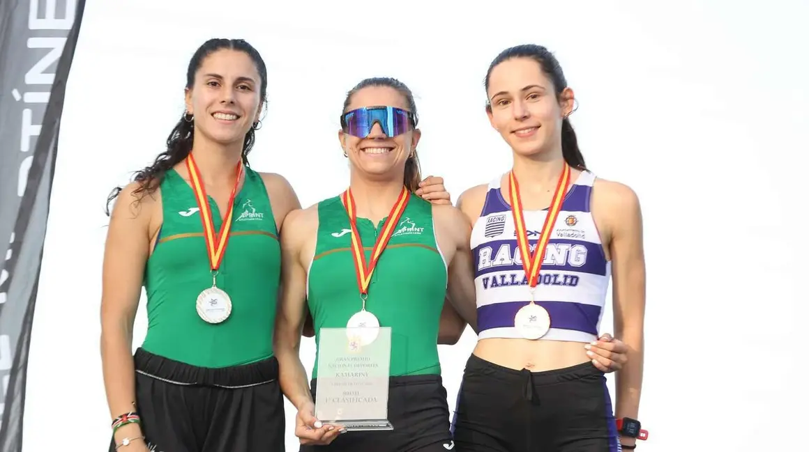 Las pistas de atletismo del Campus de Vegazana fueron escenario este s&aacute;bado del Campeonato Auton&oacute;mico absoluto y sub-23, una cita en la que el ULE Sprint Atletismo Le&oacute;n logr&oacute; imponerse en la clasificaci&oacute;n por clubes.