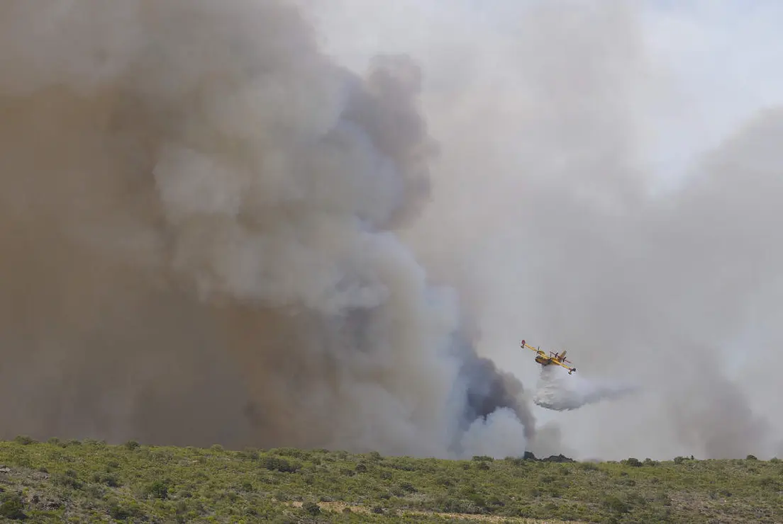 Incendio en la localidad de San Vicente de Arganza (Le&oacute;n)