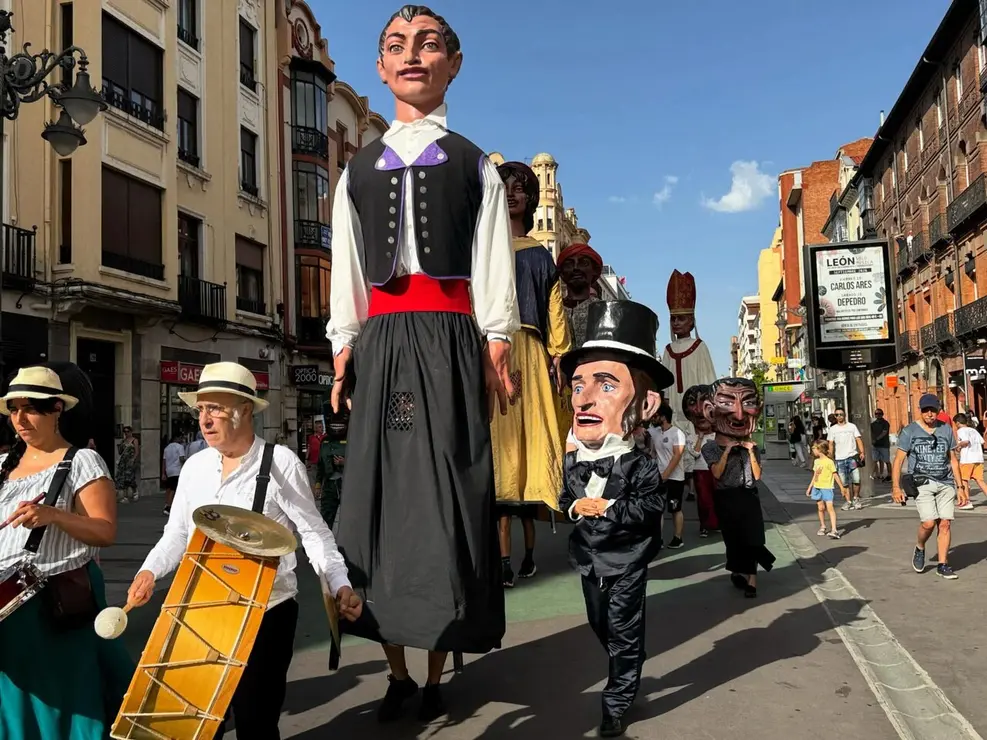 Gigantes y cabezudos (6)