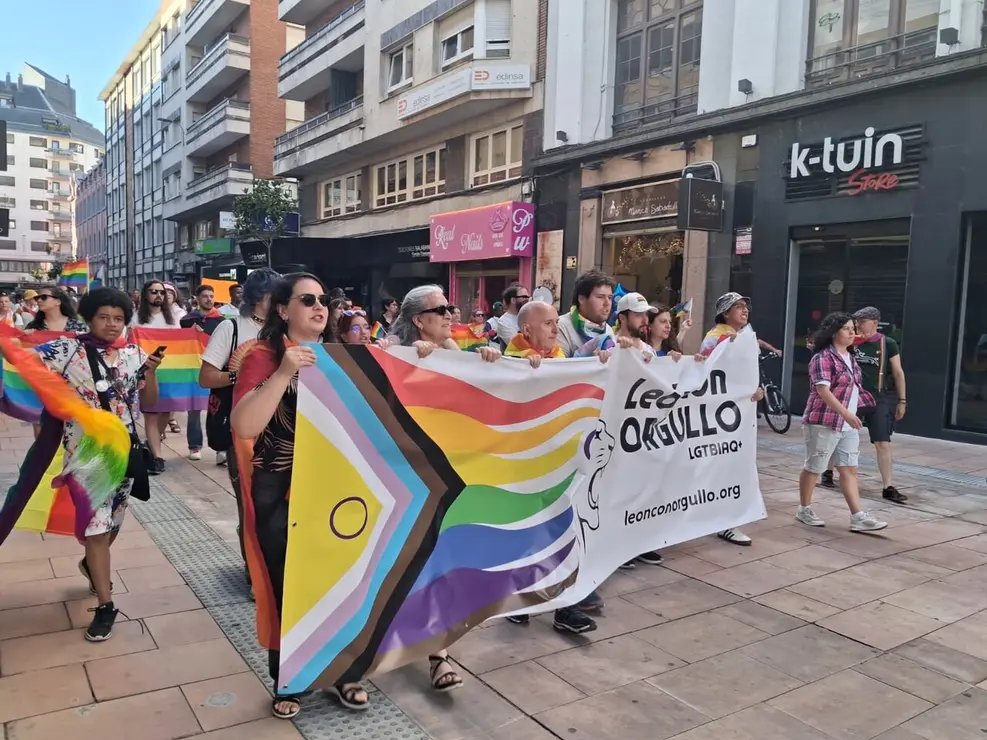 D&iacute;a Orgullo Le&oacute;n (13)