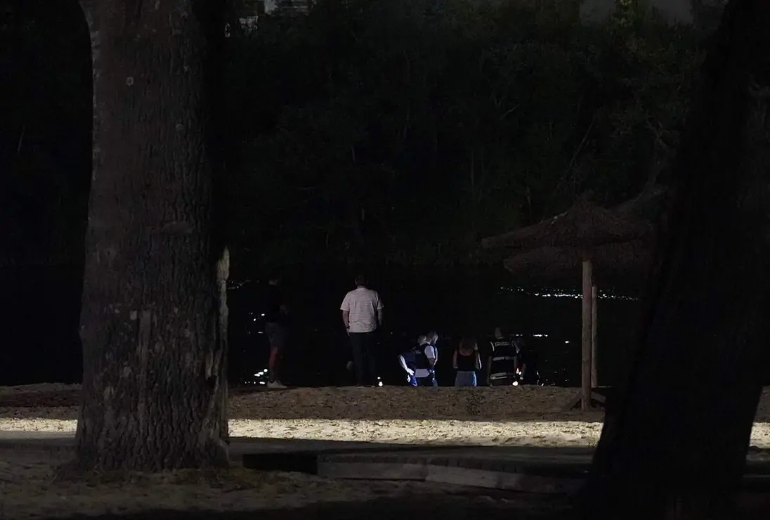 Fallece un ni&ntilde;o de 10 a&ntilde;os desaparecido en el agua en la playa de Las Moreras, en Valladolid