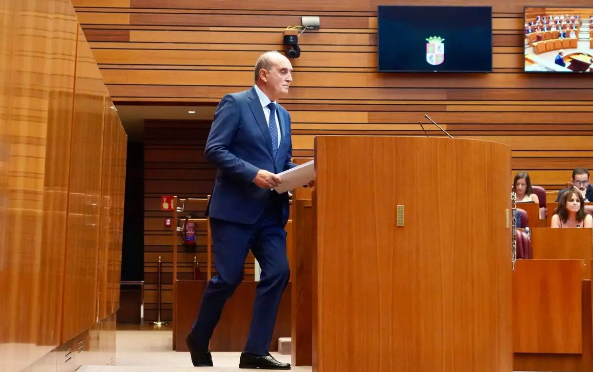 Procurador del Com&uacute;n Tom&aacute;s Quintana (4)