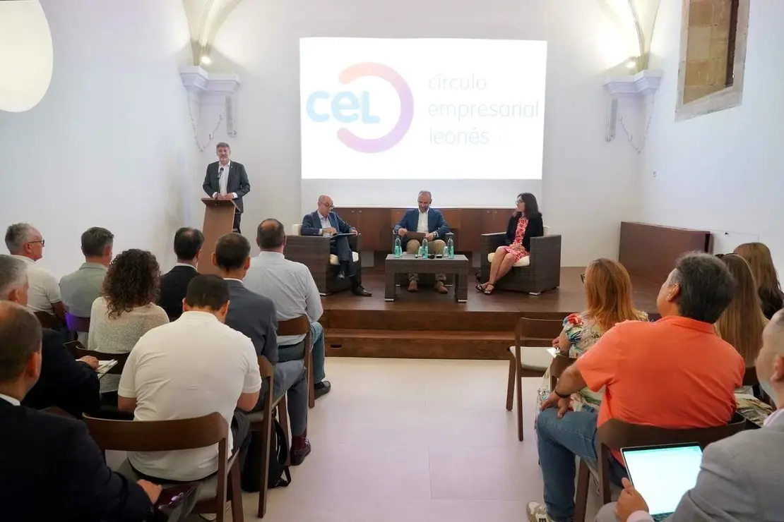 El C&iacute;rculo Empresarial Leon&eacute;s re&uacute;ne en Le&oacute;n a los m&aacute;ximos responsables del ICO e Iberaval en la jornada &lsquo;Nuevas v&iacute;as de financiaci&oacute;n para pymes: ICO e Iberaval, claves para crecer&rsquo;