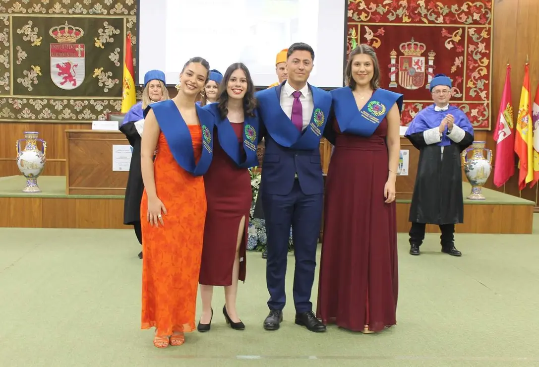 Graduaci&oacute;n Biolog&iacute;a ULE-18