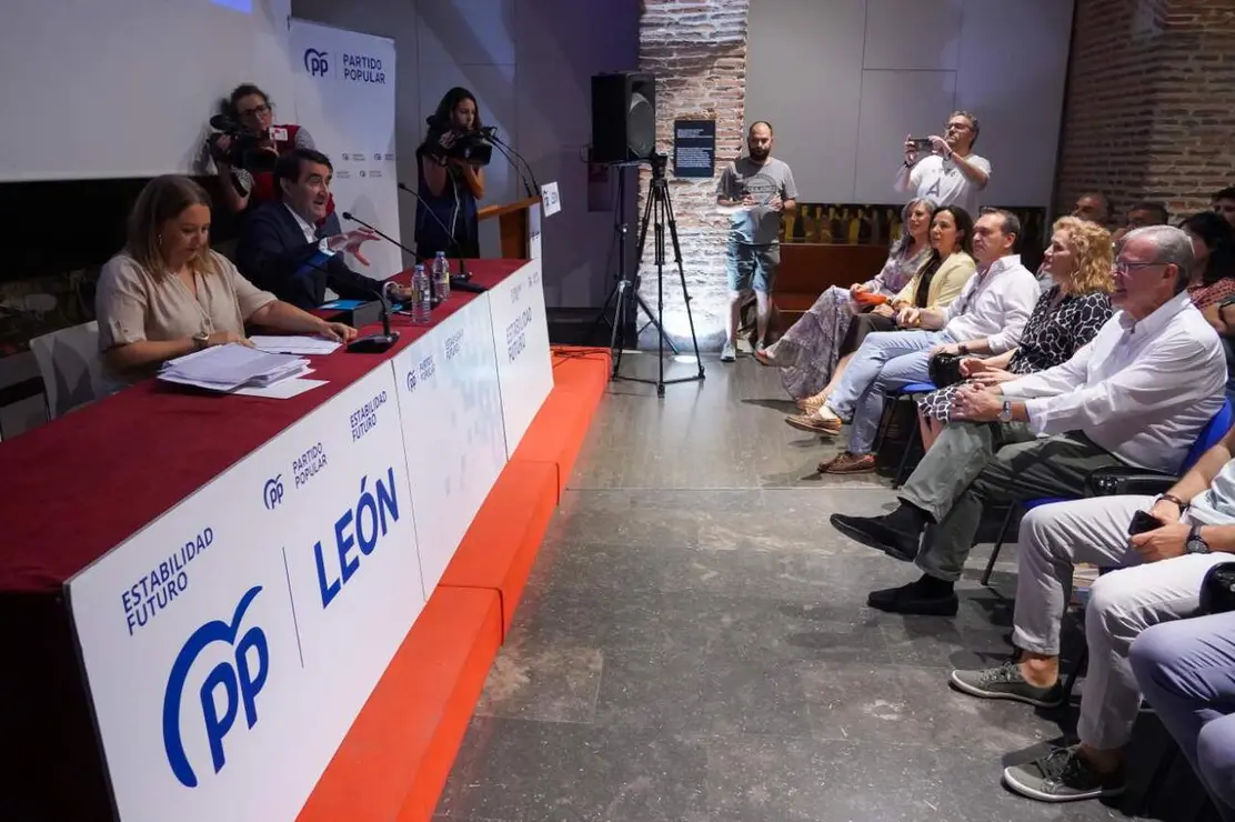 Gestora PP Le&oacute;n (10)