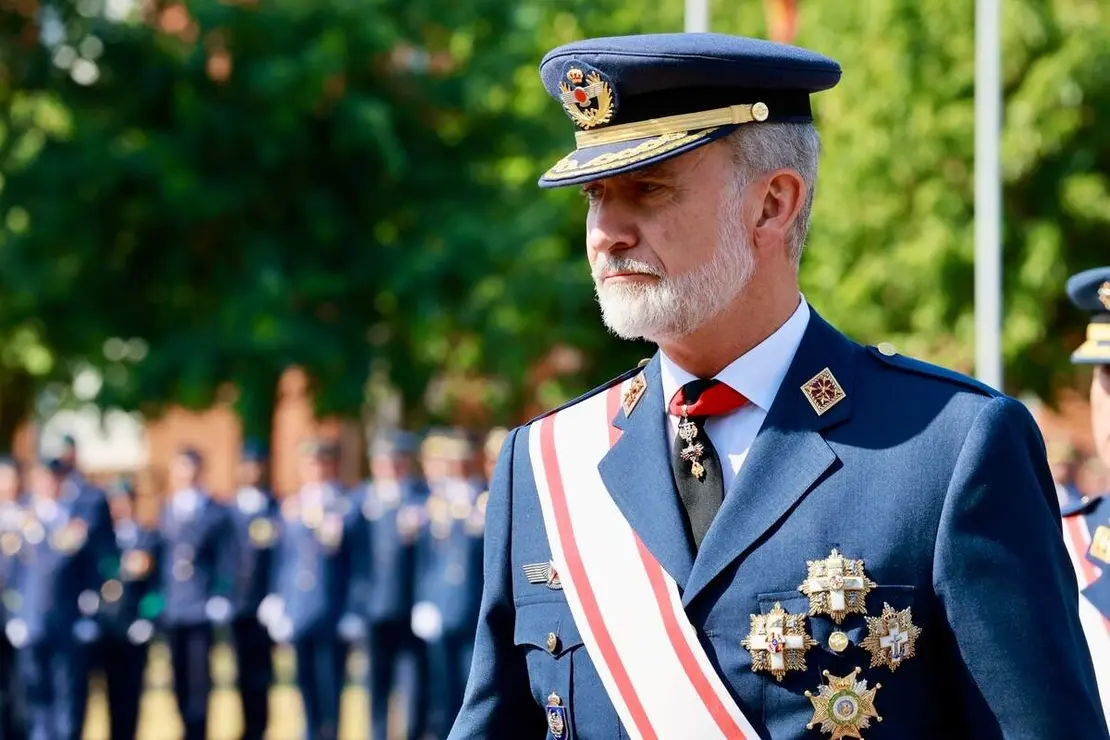 Acto de entrega de los Reales Despachos de Sargento a la XXXIV promoci&oacute;n de la Academia B&aacute;sica del Aire y del Espacio, que est&aacute; presidido por el rey Felipe VI. Acuden al acto el presidente de la Junta, Alfonso Fern&aacute;ndez Ma&ntilde;ueco, el de las Cortes de Castilla y Le&oacute;n, Francisco V&aacute;zquez y el delegado del Gobierno, Nicanor Sen, entre otras autoridades