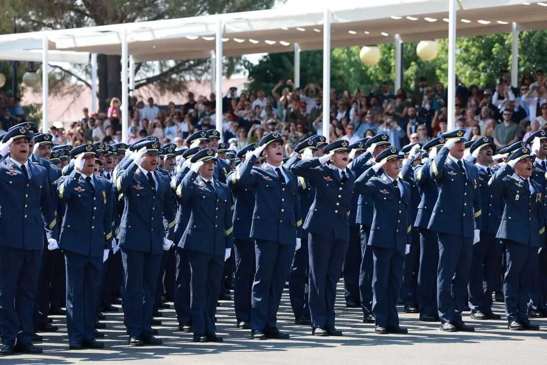 Acto de entrega de los Reales Despachos de Sargento a la XXXIV promoci&oacute;n de la Academia B&aacute;sica del Aire y del Espacio, que est&aacute; presidido por el rey Felipe VI. Acuden al acto el presidente de la Junta, Alfonso Fern&aacute;ndez Ma&ntilde;ueco, el de las Cortes de Castilla y Le&oacute;n, Francisco V&aacute;zquez y el delegado del Gobierno, Nicanor Sen, entre otras autoridades