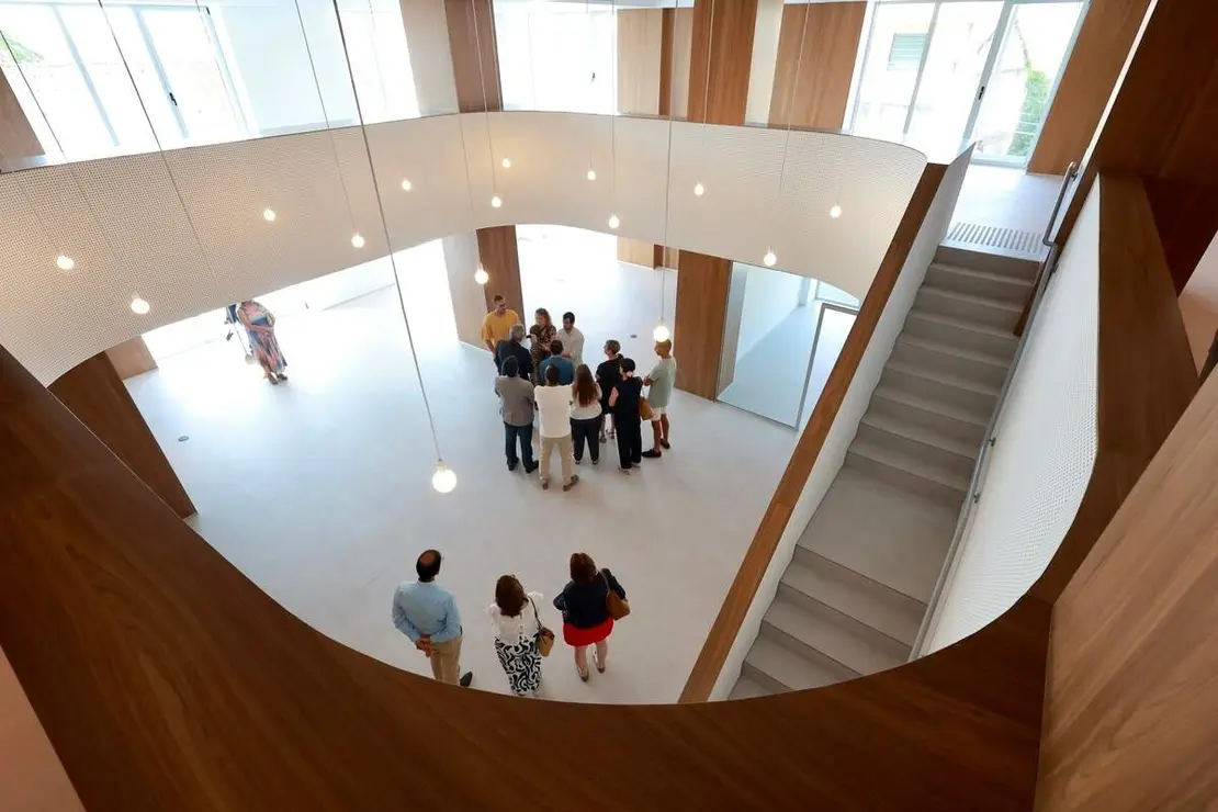 El delegado del Gobierno en Castilla y Le&oacute;n, Nicanor Sen, visita las actuaciones finalizadas en la Casa de la Cultura de Valencia de Don Juan financiadas a cargo del Programa de Impulso a la Rehabilitaci&oacute;n de los Edificios P&uacute;blicos