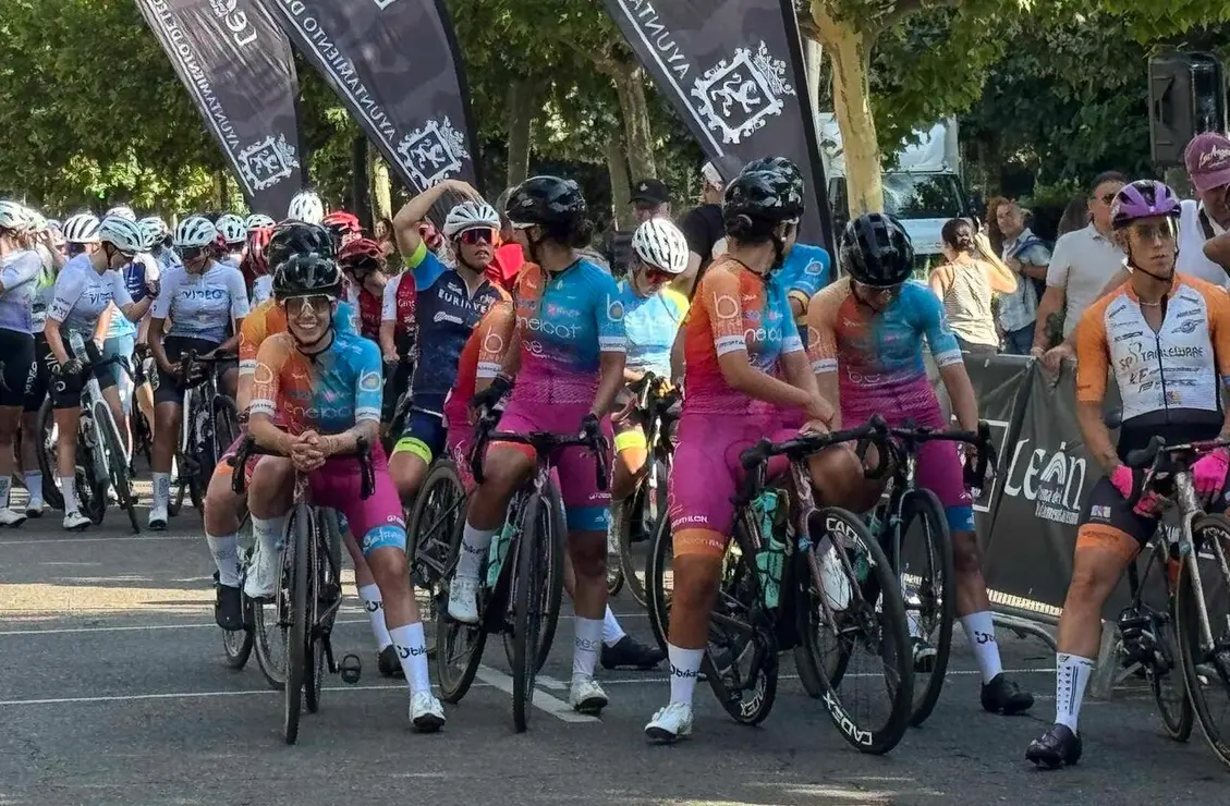 La Copa de Espa&ntilde;a F&eacute;minas 2026 concluy&oacute; este s&aacute;bado con la disputa del Gran Premio Ayuntamiento de Le&oacute;n, novena y &uacute;ltima prueba puntuable del calendario nacional. La capital leonesa acogi&oacute; una intensa jornada de competici&oacute;n en la que quedaron resueltas las clasificaciones generales de las categor&iacute;as cadete, j&uacute;nior y &eacute;lite-sub23.