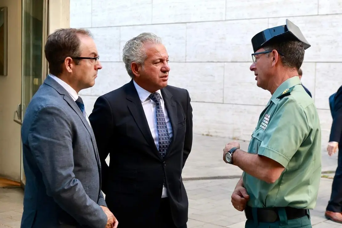 El secretario de Estado de Telecomunicaciones e Infraestructuras Digitales, Antonio Hernando Vera, preside la inauguraci&oacute;n del Cybersecurity Summer BootCamp 2026, en la que participan el alcalde de Le&oacute;n, Jos&eacute; Antonio Diez; la rectora de la ULE, Nuria Gonz&aacute;lex;, el secretario al cargo del Comit&eacute; Interamericano contra el Terrorismo de la Organizaci&oacute;n de Estados Americanos, Guillermo Moncayo, y la embajadora observadora permanente de la OEA, Carmen Mont&oacute;n