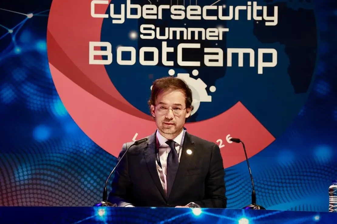 El secretario de Estado de Telecomunicaciones e Infraestructuras Digitales, Antonio Hernando Vera, preside la inauguraci&oacute;n del Cybersecurity Summer BootCamp 2026, en la que participan el alcalde de Le&oacute;n, Jos&eacute; Antonio Diez; la rectora de la ULE, Nuria Gonz&aacute;lex;, el secretario al cargo del Comit&eacute; Interamericano contra el Terrorismo de la Organizaci&oacute;n de Estados Americanos, Guillermo Moncayo, y la embajadora observadora permanente de la OEA, Carmen Mont&oacute;n