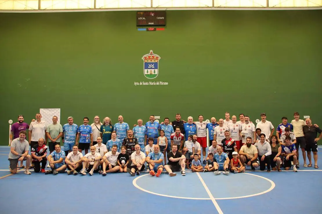 I Torneo Veteranos BM Param&eacute;s (8)
