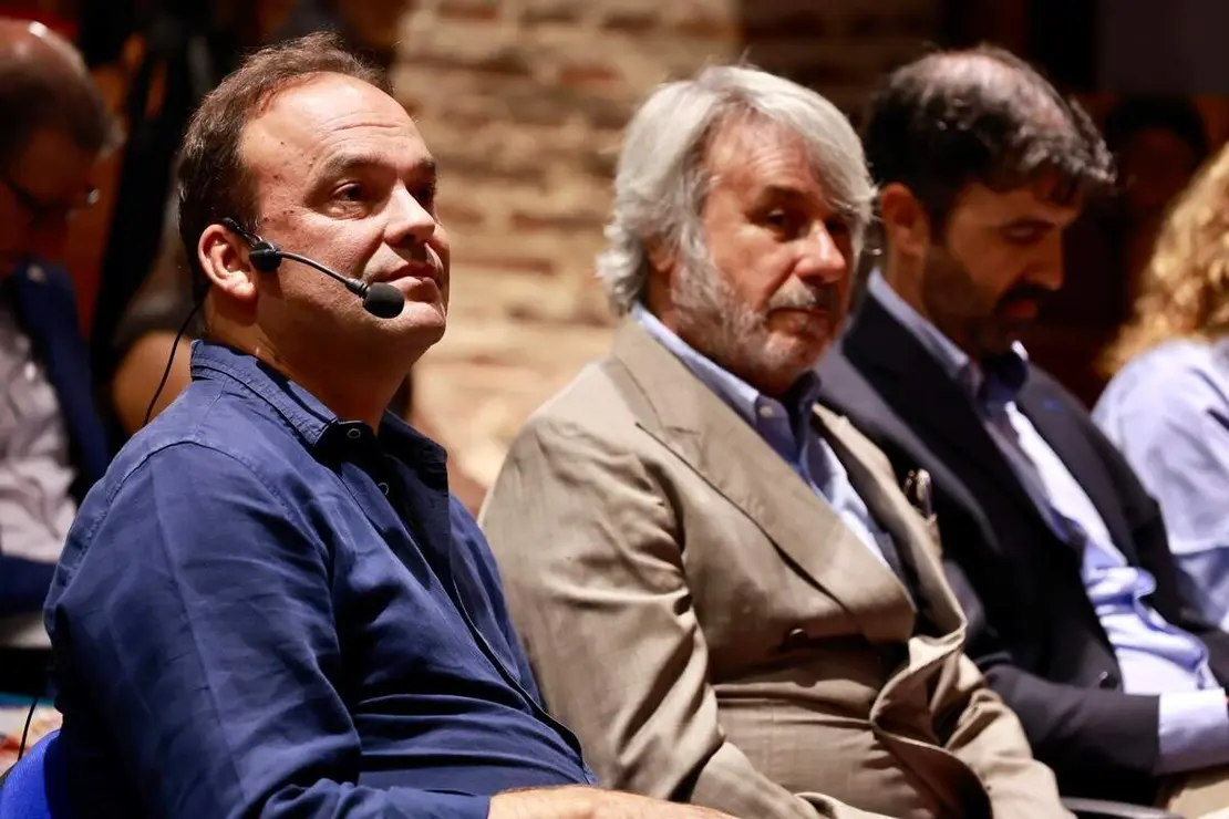El economista Jos&eacute; Carlos Diez imparte la conferencia &lsquo;Le&oacute;n en la era de la inteligencia artificial&rsquo;, organizada por el C&iacute;rculo Empresarial Leon&eacute;s