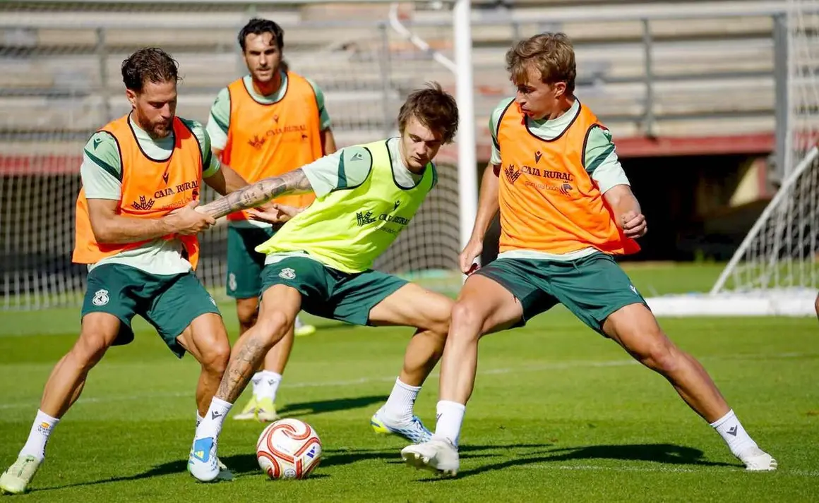 Calero, Yayo y Rodri, durante el entrenamiento de este mi&eacute;rcoles.
