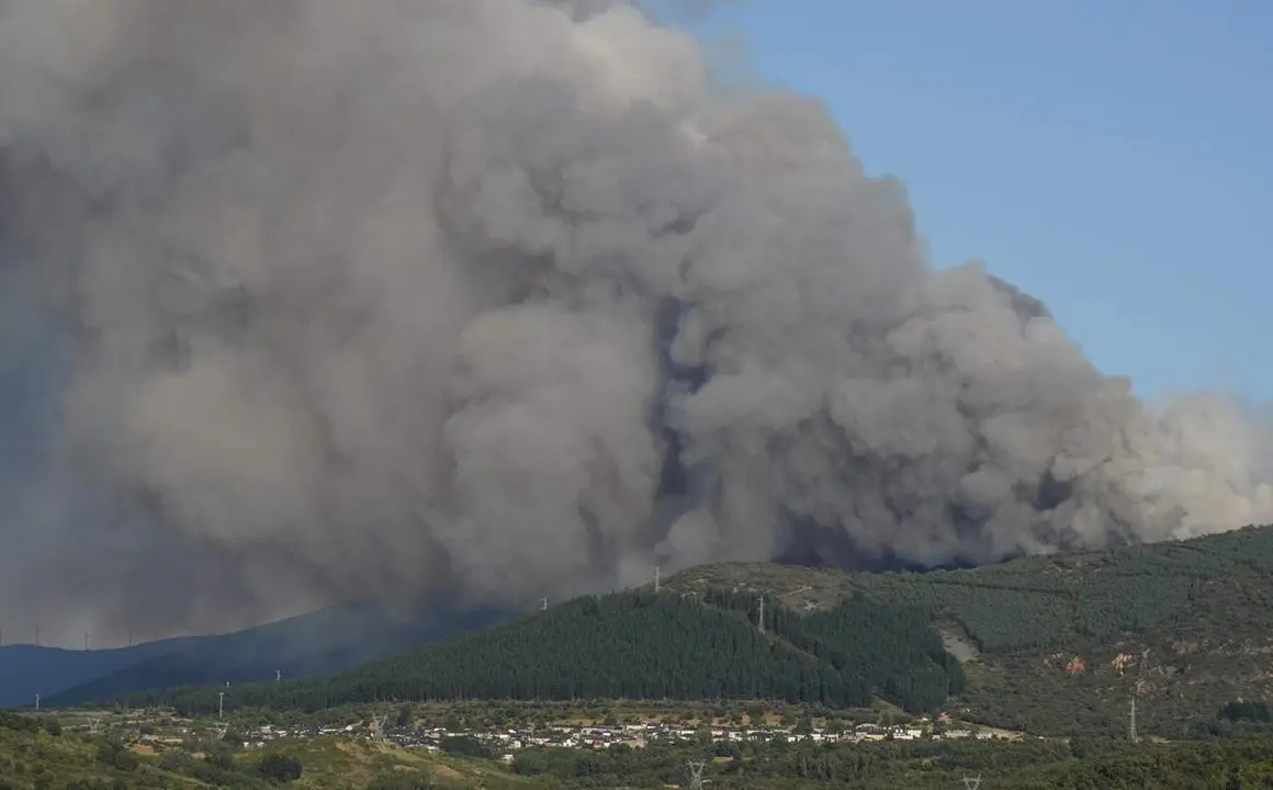 Incendio Bierzo y Castropodame (2)