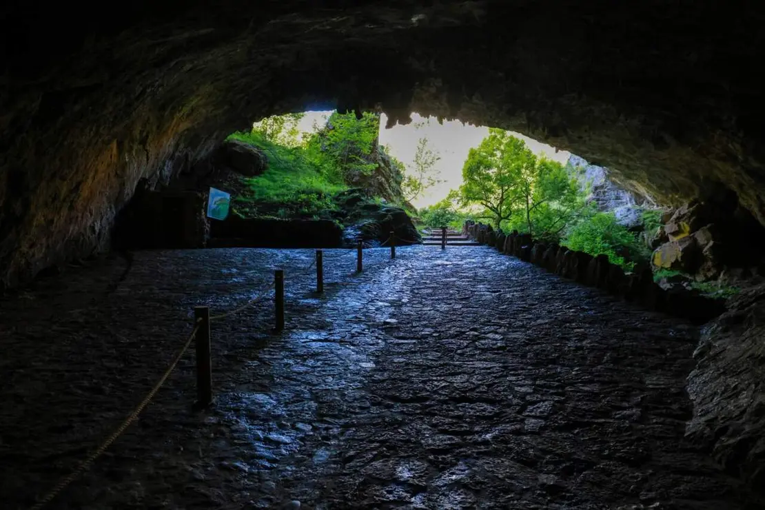 Cueva de Valporquero (4)